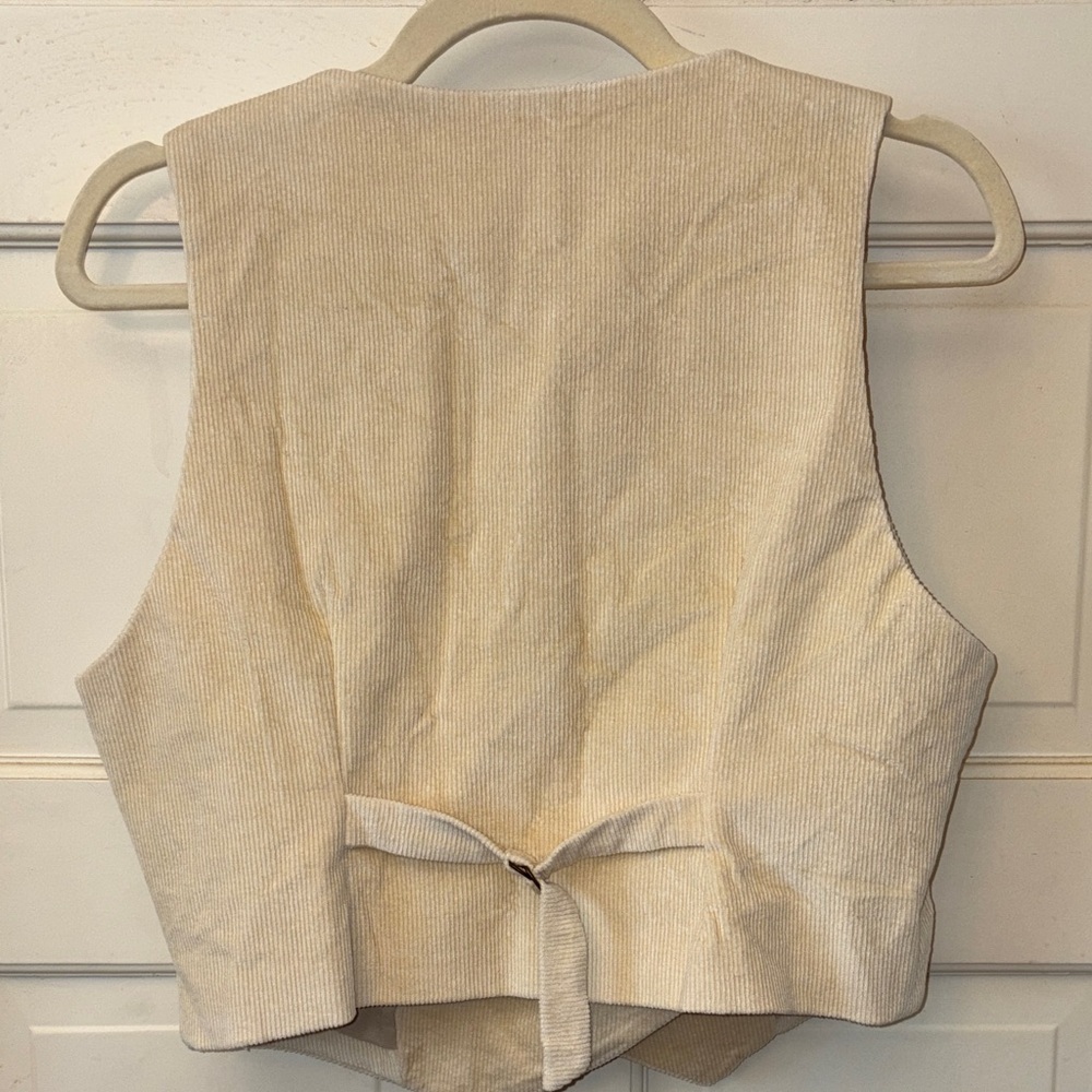 MINKPINK Corduroy Asymmetrical Button up Women's Vest Waistcoat - Picture 4 of 6